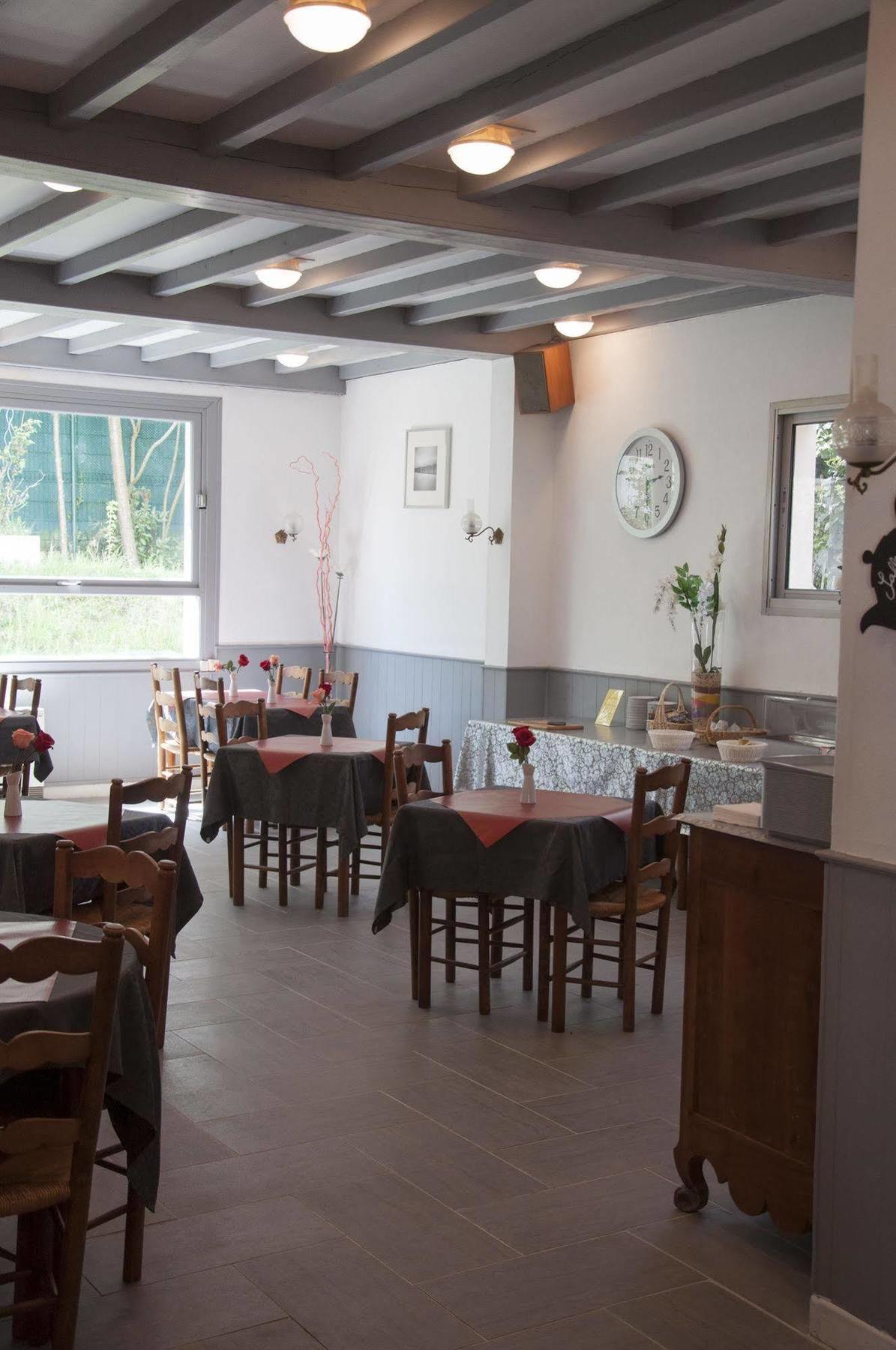 Le Pavillon Bleu Hotel Restaurant Руаян Екстер'єр фото